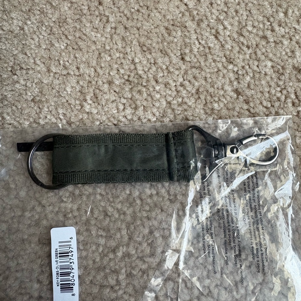 Lug Link Keychain-Olive Green-NWT - Picture 2 of 4